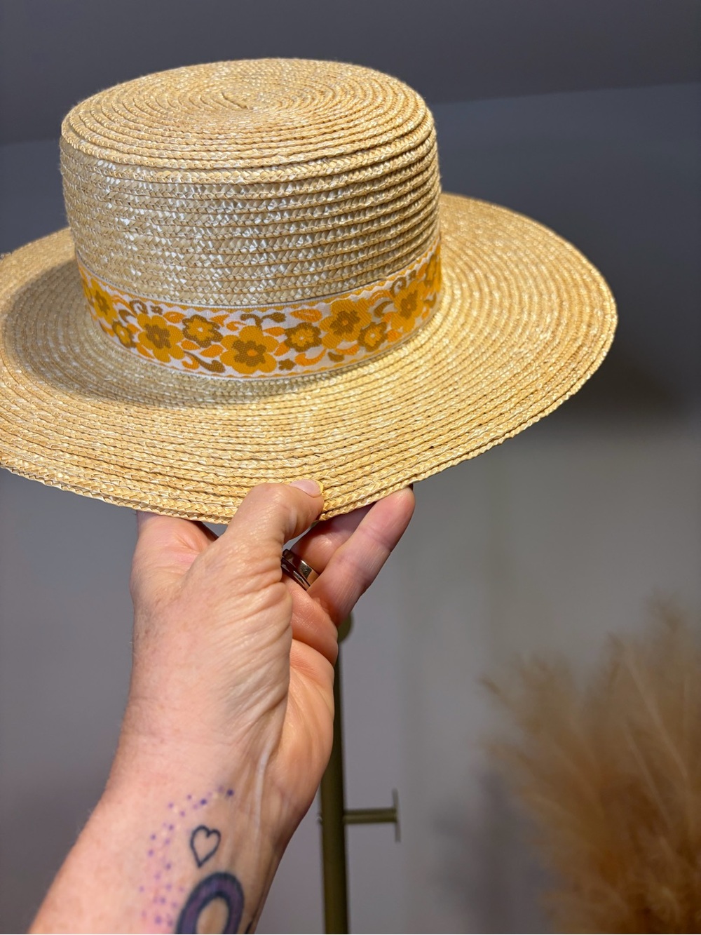 Lack of Color Floral Band Straw Boater Hat | Size M 57cm | Coastal Chic